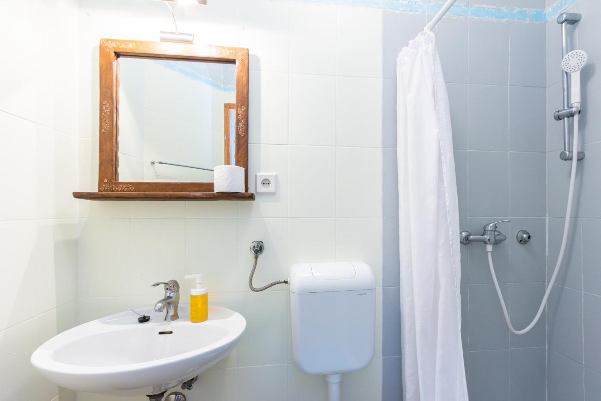 Rooms & Studio Apartments By The Way Baška Εξωτερικό φωτογραφία