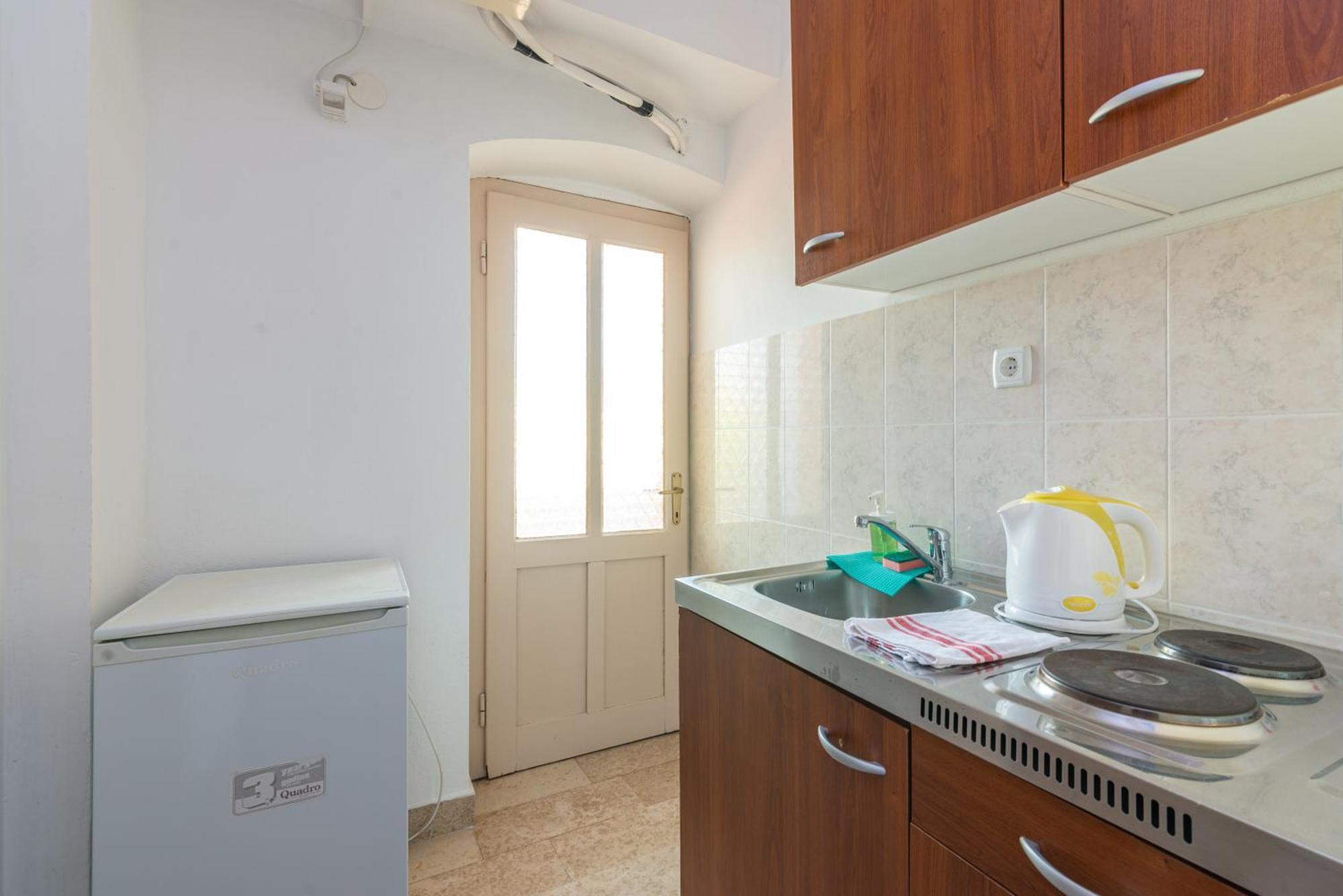 Rooms & Studio Apartments By The Way Baška Εξωτερικό φωτογραφία
